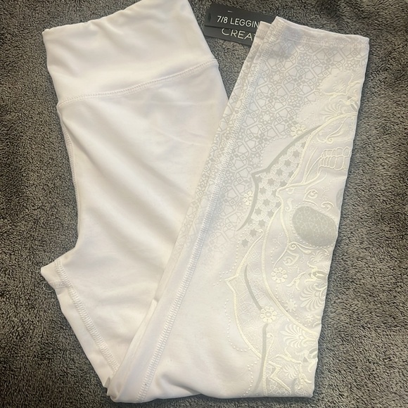 EVCR White Skull leggings - Picture 2 of 2